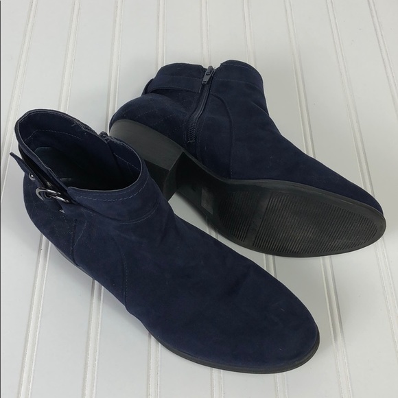 Unisa Shoes - Unisa zip up booties size 10 navy Piera